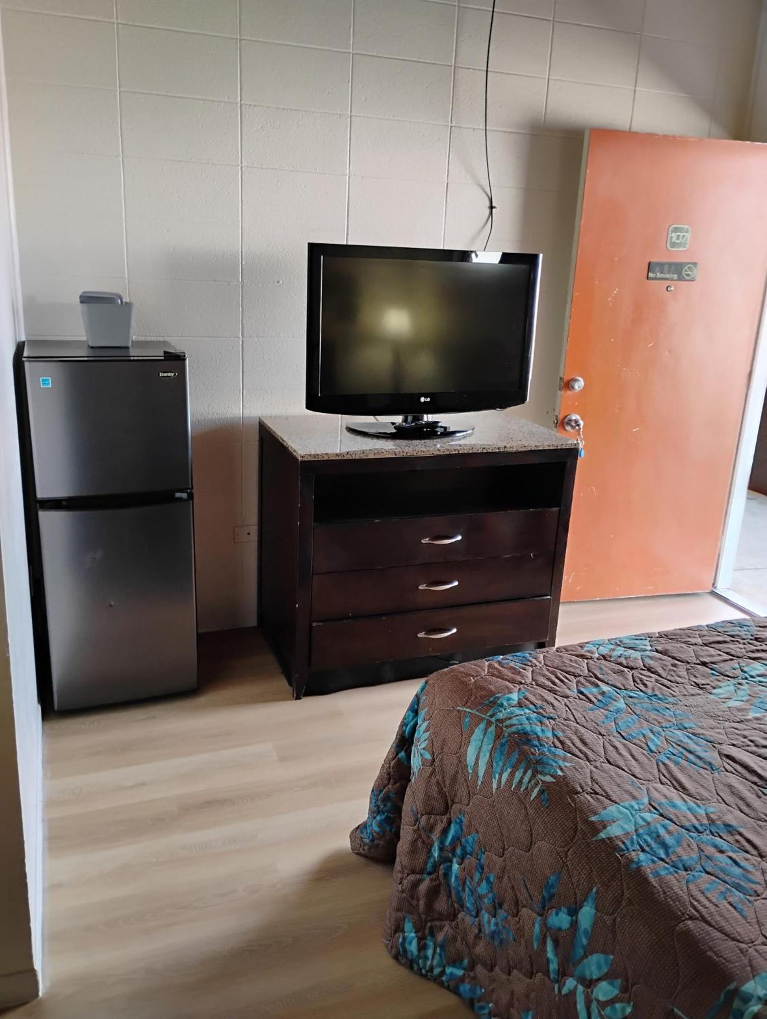 Lazy U Capsule hotel Rapid City